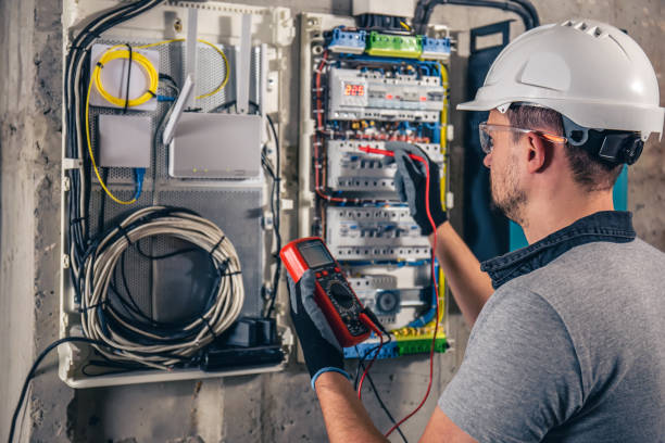Best Circuit Breaker Repair  in Barneveld, WI